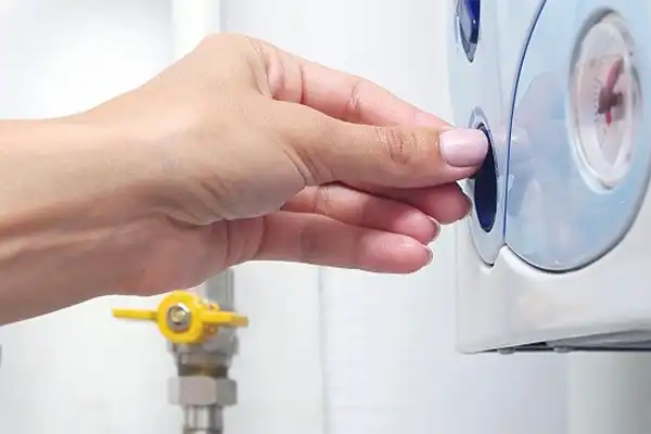 علت قرمز شدن چراغ پکیج چیست؟
